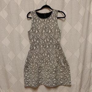 BCBG Maxazria Geometric Black and White Sleeveless Dress Women's Size Small